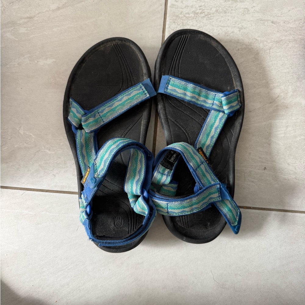 Teva Hurricane XLT